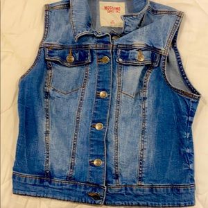Jean vest